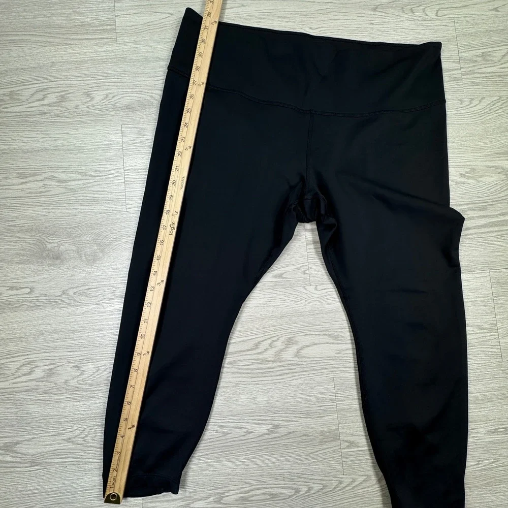 Nike Women's Leggings Dri-Fit Ruched Hem Cropped Black Sz 2X Activewear Yoga Gym